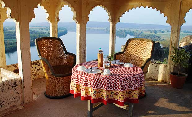 BhainsrorgarhFort-dining