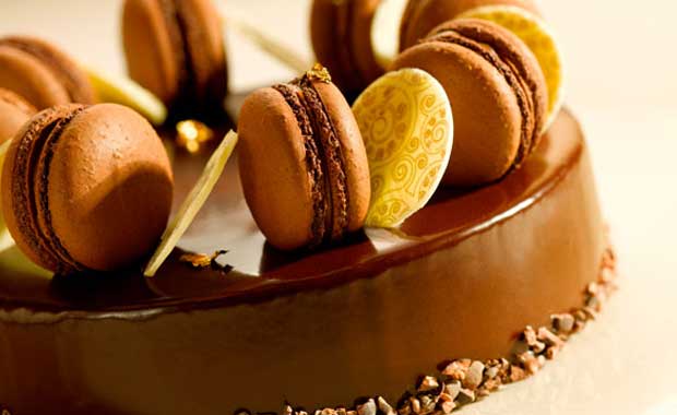 Macaroon cake