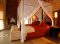 Thanda Safari Lodge